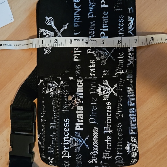 ❄️3 for $20❄️  pirate Princess fanny pack - Picture 8 of 9